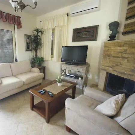 Beautiful Holiday House For 10 Persons, With Swimming Pool Rethymno  Exterior photo
